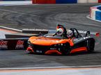 Себастьян Феттель на трассе ROC за рулём спорткара Vuhl 05