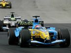Фернандо Алонсо за рулём Renault R24 на Гран При Бразилии 2004 года, фото XPB