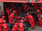Боксы Ferrari в дни гоночного уик-энда, фото XPB