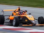 Элла Хаккинен за рулём машины Формулы 4 на Red Bull Ring, фото Jenzer Motorsport