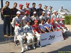 Гонщики чемпионата на юбилейной фотографии Bridgestone в Валенсии