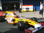Команда Renault на тестах в Хересе