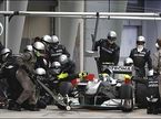 Пит-стоп Mercedes GP