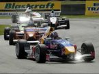 Даниил Квят на трассе гонок Toyota Racing Series