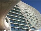 Гостиница Yas Hotel, расположенная рядом с трассой