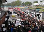 Вот так проходят автограф-сессии на европейских этапах DTM