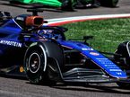 Алекс Элбон за рулём Williams FW46 на трассе в Имоле, фото XPB