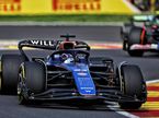 Алекс Элбон за рулём FW46 на трассе в Спа, фото XPB