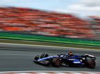 Алекс Элбон за рулём Williams FW46 на трассе в Зандфорте, фото XPB