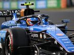 Карлос Сайнс за рулём FW48 на трассе в Сузуке, фото пресс-службы команды