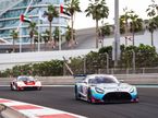 Mercedes команды CapitalRT на трассе в Абу-Даби, фото пресс-службы команды