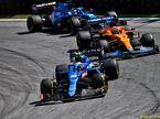 Гонщики Alpine F1 и McLaren