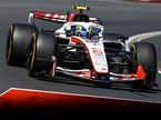 Эстебан Окон за рулём Haas VF-26, фото пресс-службы Haas F1