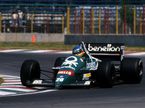 Герхард Бергер за рулём Benetton B186 на трассе Гран При Мексики, 1986 год, фото XPB