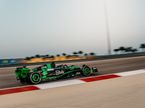 Машина С44 на трассе в Бахрейне, фото пресс-службы Sauber