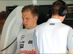 Кевин Магнуссен в боксах McLaren