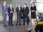 Принц Уильям с руководством McLaren на базе команды