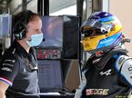 Фернандо Алонсо и Карел Лоос, гоночный инженер Alpine F1