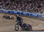 Дэвид Култхард догоняет Мацея Яновски, фото Red Bull
