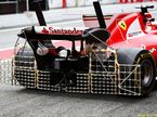 Реклама Santander на заднем антикрыле Ferrari