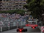 До пит-стопов машины Ferrari уверенно лидировали в Монако, фото XPB
