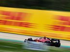 Машина Ferrari на трассе в Имоле в 2022 году, фото XPB