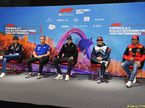 Гонщики на пресс-конференции FIA