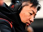 Руководитель Haas F1 Айо Комацу на тестах в Барселоне