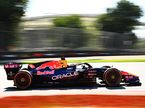 Макс Ферстаппен за рулём RB22, фото пресс-службы Red Bull Racing