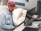 Льюис Хэмилтон в минуты досуга, фото из Instagram гонщика