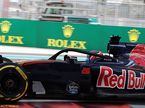 Прототип Halo на Toro Rosso Даниила Квята во время испытаний системы в Абу-Даби, 2016 год