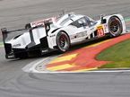 Нико Хюлкенберг за рулём Porsche 919 Hybrid на трассе в Спа