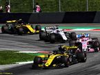 Нико Хюлкенберг и Карлос Сайнс с пилотами Force India и Williams