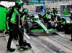 Нико Хюлкеберг за рулём С45 в боксах Sauber, фото XPB