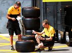 Механики Pirelli
