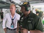 Хейкки Ковалайнен и Тони Фернендес в боксах Caterham, фото MTV3