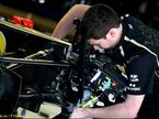 Механик Lotus Renault GP