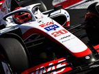 Кевин Магнуссен за рулём машины Haas F1 в Монако, фото XPB
