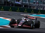 Кевин Магнуссен за рулём машины Haas F1, фото XPB