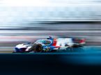 Гиперкар BMW экипажа номер 24 на трассе в Дайтоне, фото BMW Motorsport