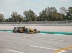 Пато О'Вард за рулём McLaren MCL35M, фото пресс-службы команды