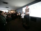 Михаэль Шумахер и Росс Браун на пресс-конференции в Брэкли