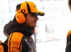 Ландо Норрис в боксах McLaren, фото пресс-службы команды