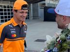 Ландо Норрис поздравляет Феликса Розенквиста с победой в Indy 500, фото из социальных сетей
