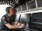 Гоночный директор Lotus Renault GP Алан Пермейн на Гран При Индии