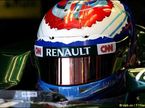 Виталий Петров за рулем Caterham CT01
