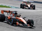 Машины McLaren на трассе в Сепанге, фото XPB