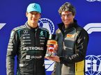 Джордж Расселл и Дарио Маррафуски, директор Pirelli Motorsport, фото XPB