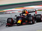 Макс Ферстаппен за рулём RB16B