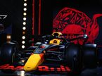 RB18, представленная 9 декабря - скорее шоу-кар, чем реальная машина Red Bull 2022 года